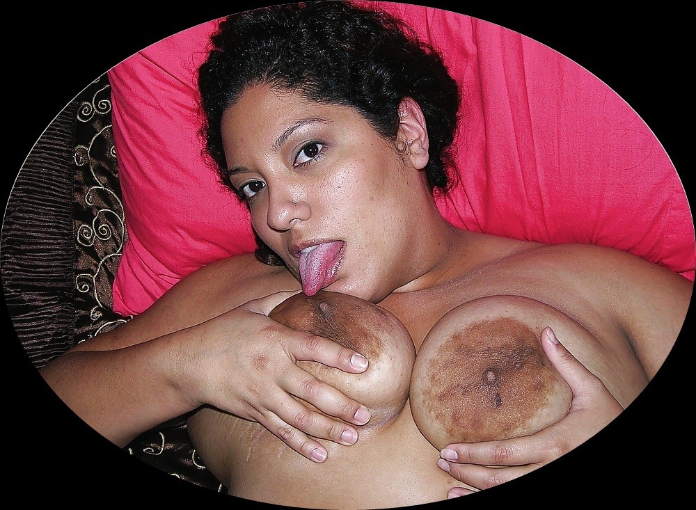 Жирная жопа и большие соски мексиканской зрелой женщины.